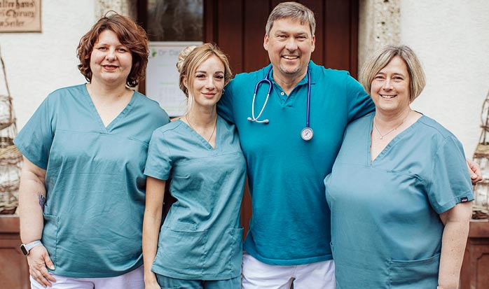 Unser freundliches Praxis-Team Unser Praxis-Team